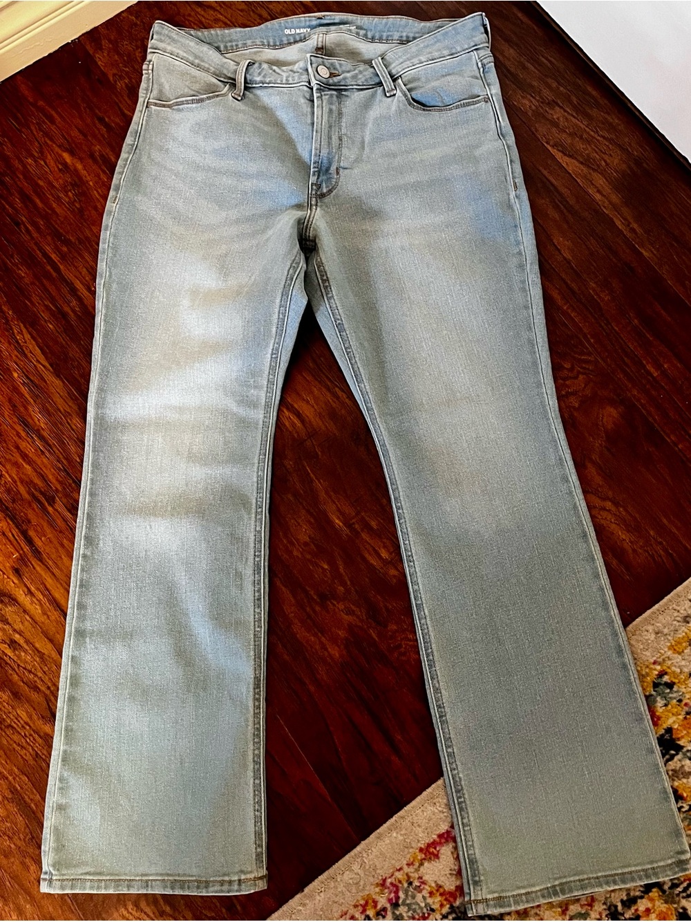 Old Navy Women's Light Blue size 12 short  boot cut in great condition.